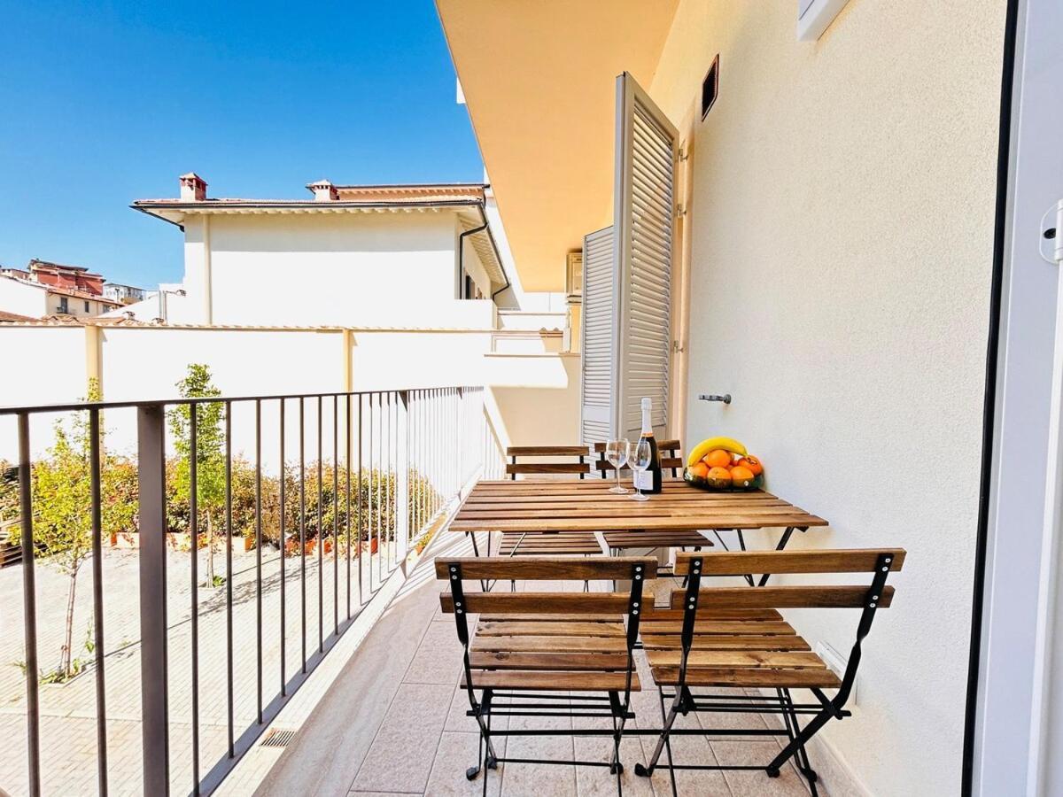 Homeby, Terrace Apartment Francesca Florencia Exterior foto